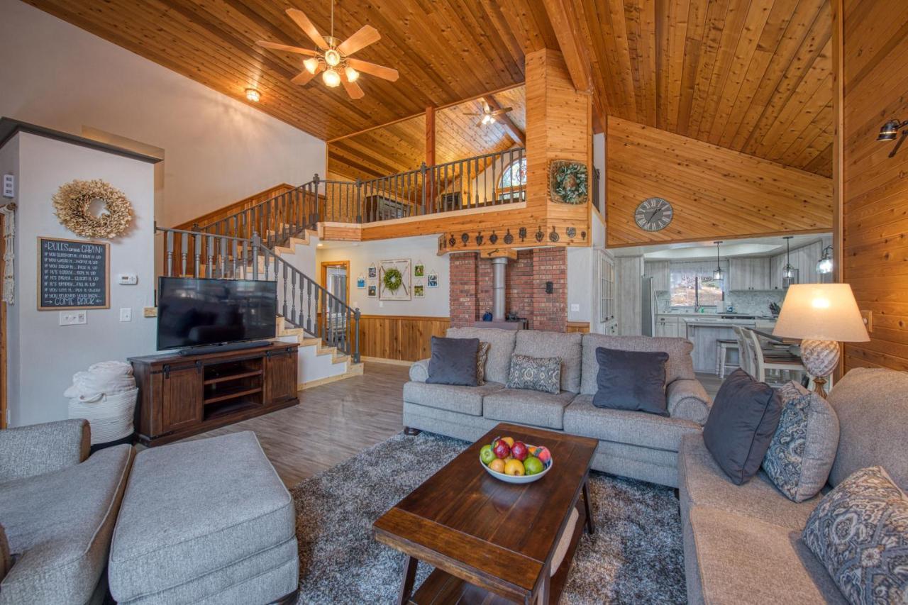 Apple Blossom Lodge Shaver Lake Eksteriør bilde