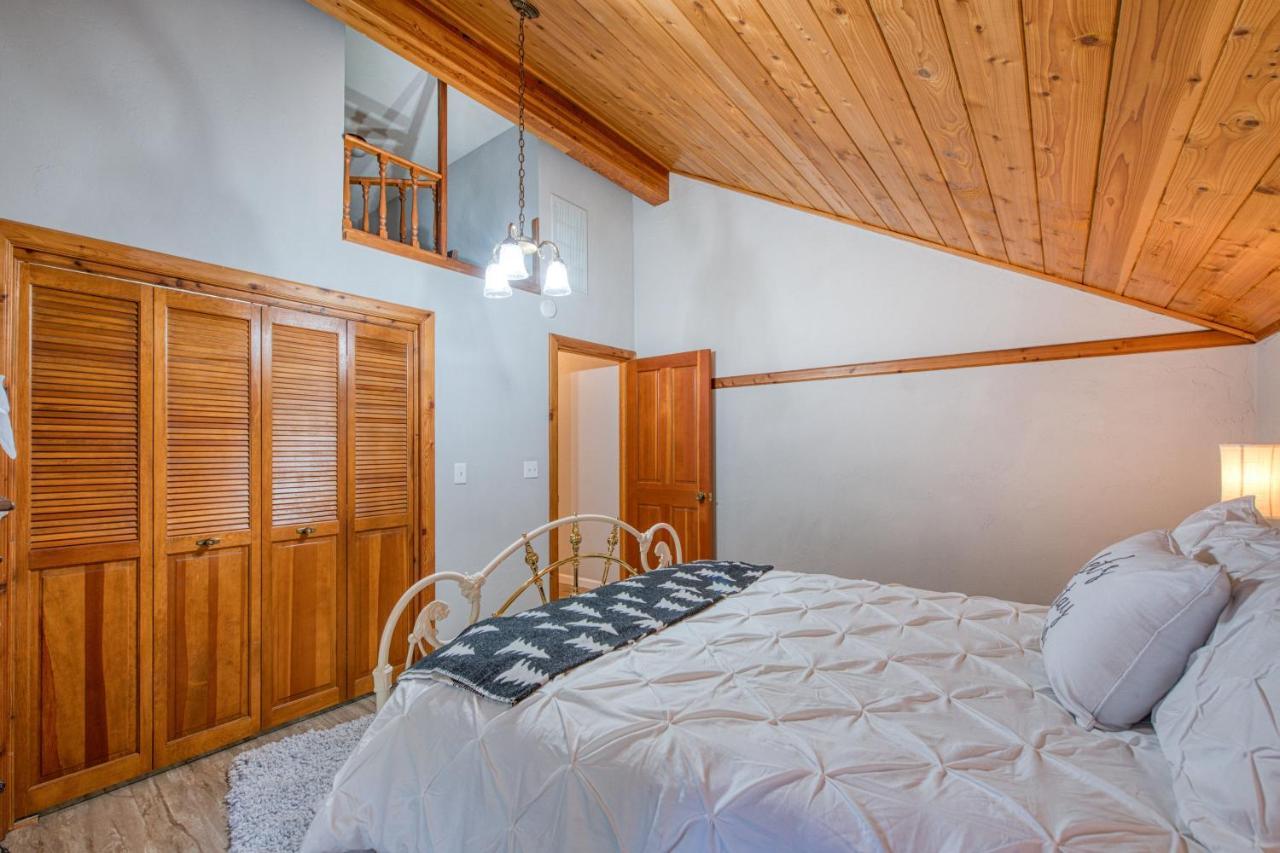 Apple Blossom Lodge Shaver Lake Eksteriør bilde
